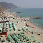 Stella Maris 3* Pietra Ligure