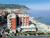 Stella Maris 3*