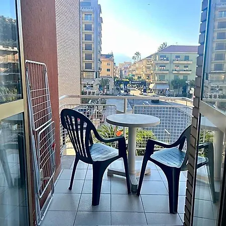 Lägenhetshotell Stella Maris Pietra Ligure