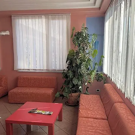 Lägenhetshotell Stella Maris Pietra Ligure