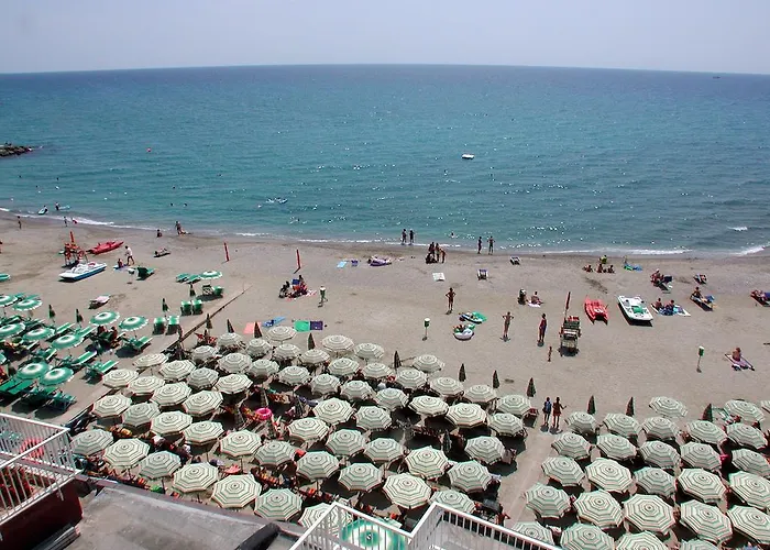 Apartahotel Stella Maris Pietra Ligure